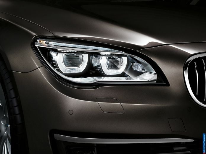 2013 BMW 7-series - фотография 110 из 190 2013 BMW 7-series - фотография 110 из 190
