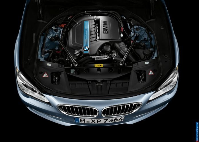 2013 BMW 7-series - фотография 130 из 190