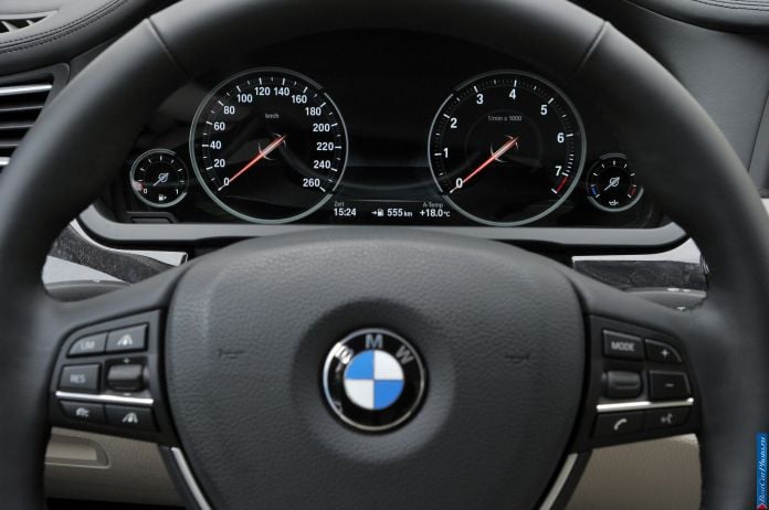 2013 BMW 7-series - фотография 162 из 190 2013 BMW 7-series - фотография 162 из 190