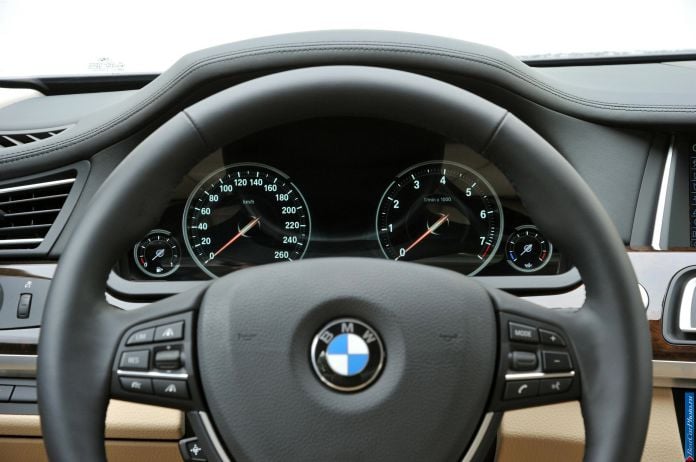 2013 BMW 7-series - фотография 163 из 190 2013 BMW 7-series - фотография 163 из 190
