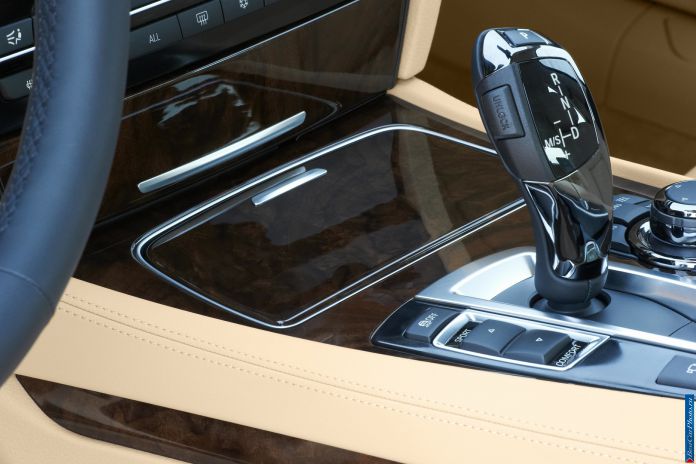 2013 BMW 7-series - фотография 178 из 190 2013 BMW 7-series - фотография 178 из 190