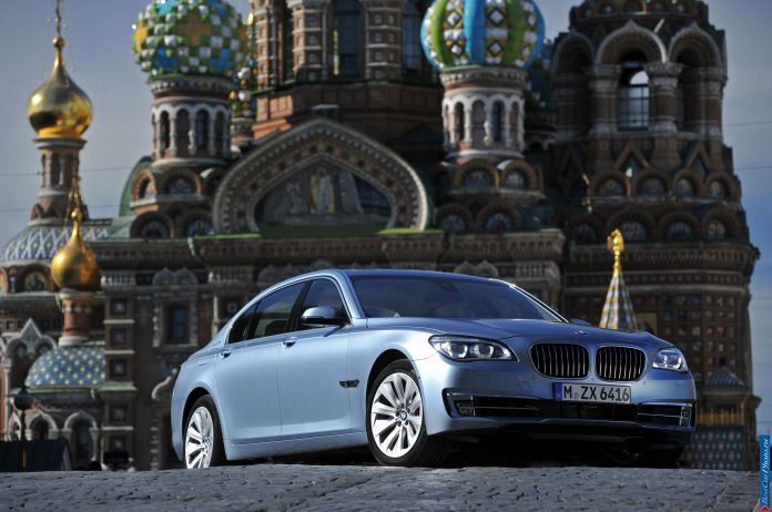 2013 BMW 7-series ActiveHybrid - фотография 4 из 35