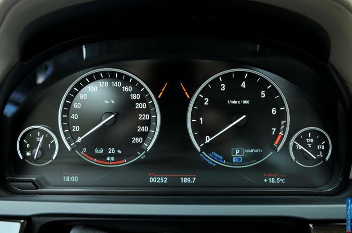 2013 BMW 7-series ActiveHybrid - фотография 33 из 35 2013 BMW 7-series ActiveHybrid - фотография 33 из 35