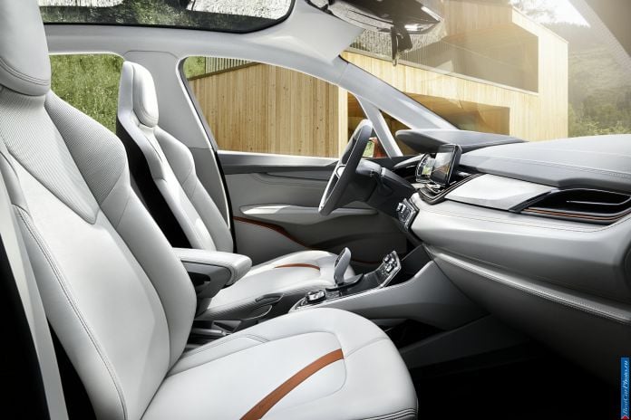 2013 BMW Active Tourer Outdoor Concept - фотография 23 из 27