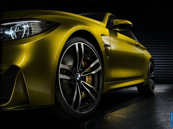2013 BMW M4 Coupe Concept - фотография 7 из 13