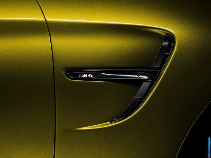 2013 BMW M4 Coupe Concept - фотография 10 из 13