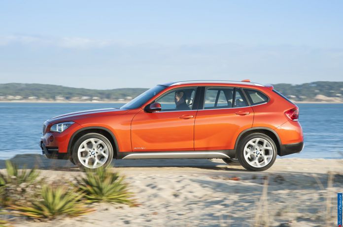 2013 BMW X1 - фотография 8 из 98