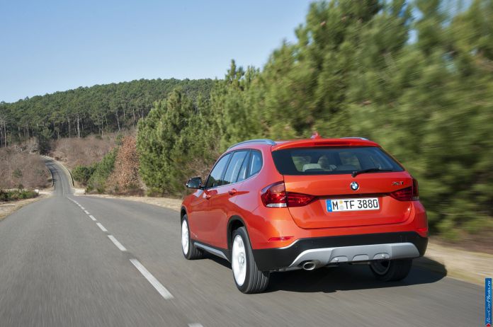 2013 BMW X1 - фотография 19 из 98 2013 BMW X1 - фотография 19 из 98
