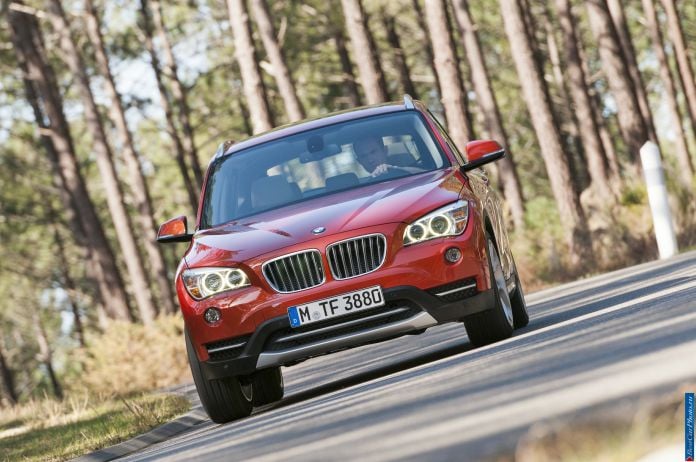 2013 BMW X1 - фотография 31 из 98 2013 BMW X1 - фотография 31 из 98
