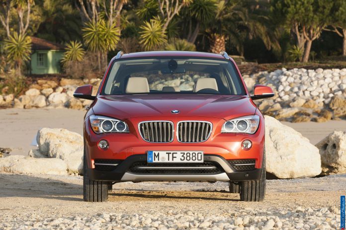 2013 BMW X1 - фотография 52 из 98 2013 BMW X1 - фотография 52 из 98