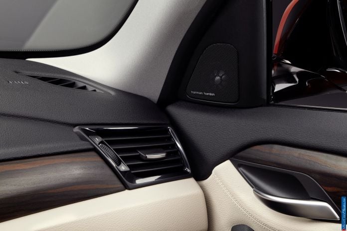2013 BMW X1 - фотография 95 из 98 2013 BMW X1 - фотография 95 из 98