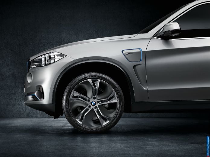 2013 BMW X5 eDrive Concept - фотография 6 из 13 2013 BMW X5 eDrive Concept - фотография 6 из 13