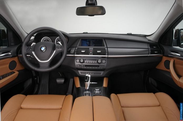 2013 BMW X6 - фотография 9 из 10 2013 BMW X6 - фотография 9 из 10