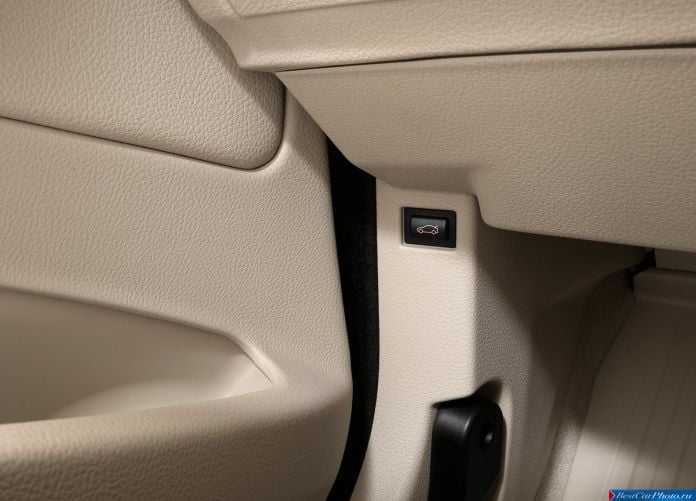 2014 BMW 3 Series Gran Turismo - фотография 194 из 225 2014 BMW 3 Series Gran Turismo - фотография 194 из 225