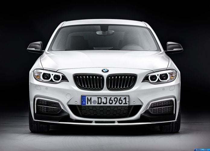 2014 BMW 2-Series Coupe with M Performance Parts - фотография 4 из 16