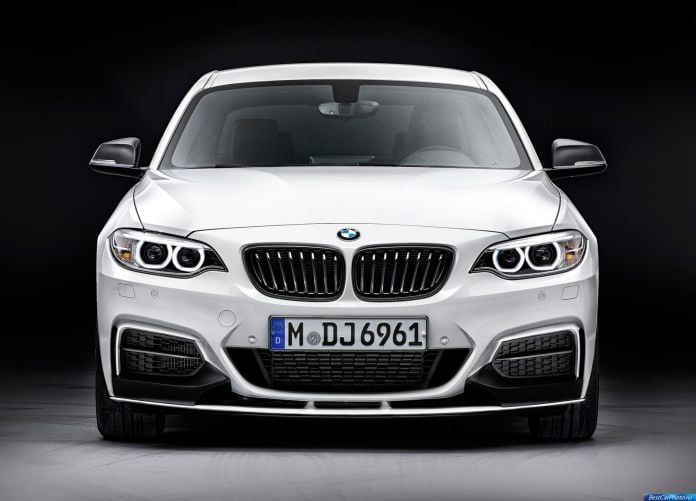 2014 BMW 2-Series Coupe with M Performance Parts - фотография 4 из 16 2014 BMW 2-Series Coupe with M Performance Parts - фотография 4 из 16