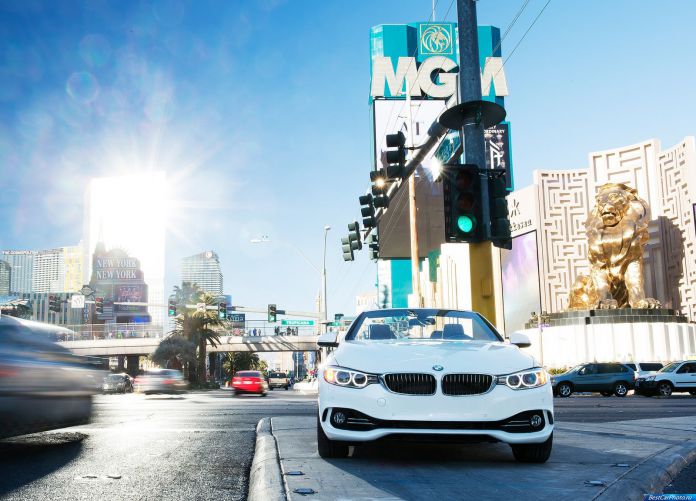 2014 BMW 4-Series Convertible - фотография 125 из 201 2014 BMW 4-Series Convertible - фотография 125 из 201
