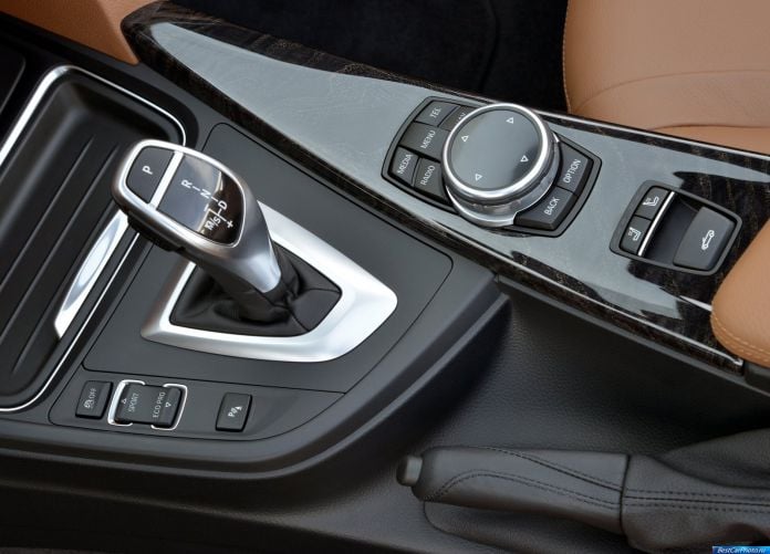 2014 BMW 4-Series Convertible - фотография 177 из 201 2014 BMW 4-Series Convertible - фотография 177 из 201