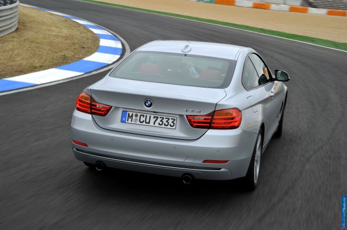 2014 BMW 435i Coupe - фотография 19 из 113 2014 BMW 435i Coupe - фотография 19 из 113