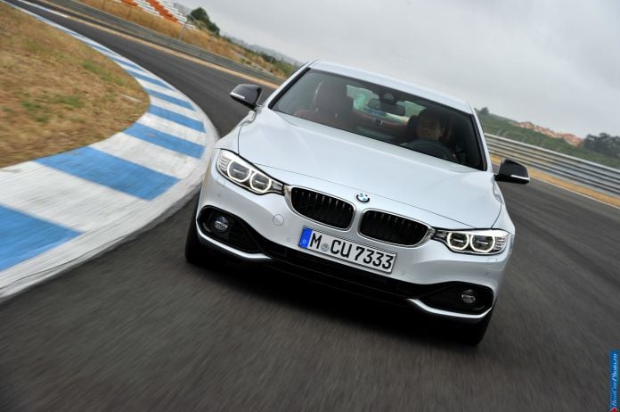 2014 BMW 435i Coupe - фотография 32 из 113 2014 BMW 435i Coupe - фотография 32 из 113