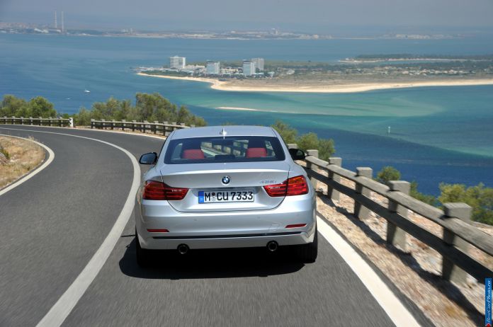 2014 BMW 435i Coupe - фотография 63 из 113