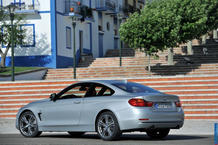 2014 BMW 435i Coupe - фотография 65 из 113