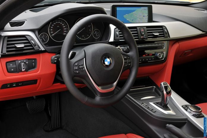 2014 BMW 435i Coupe - фотография 102 из 113