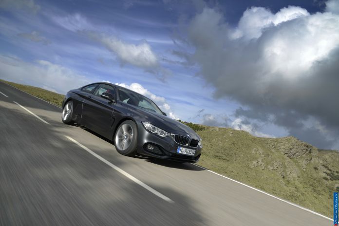 2014 BMW 4-series Coupe - фотография 43 из 144