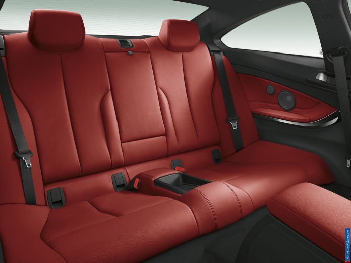 2014 BMW 4-series Coupe - фотография 112 из 144 2014 BMW 4-series Coupe - фотография 112 из 144