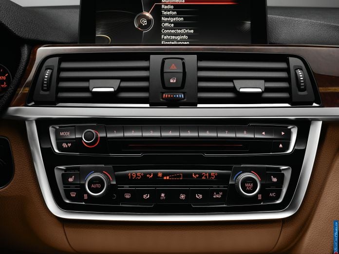 2014 BMW 4-series Coupe - фотография 138 из 144 2014 BMW 4-series Coupe - фотография 138 из 144