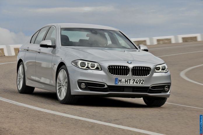 2014 BMW 5-series - фотография 19 из 55
