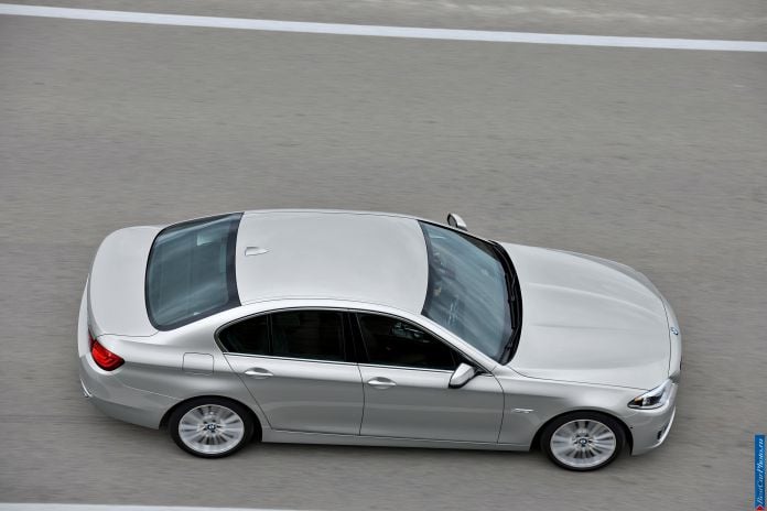 2014 BMW 5-series - фотография 21 из 55