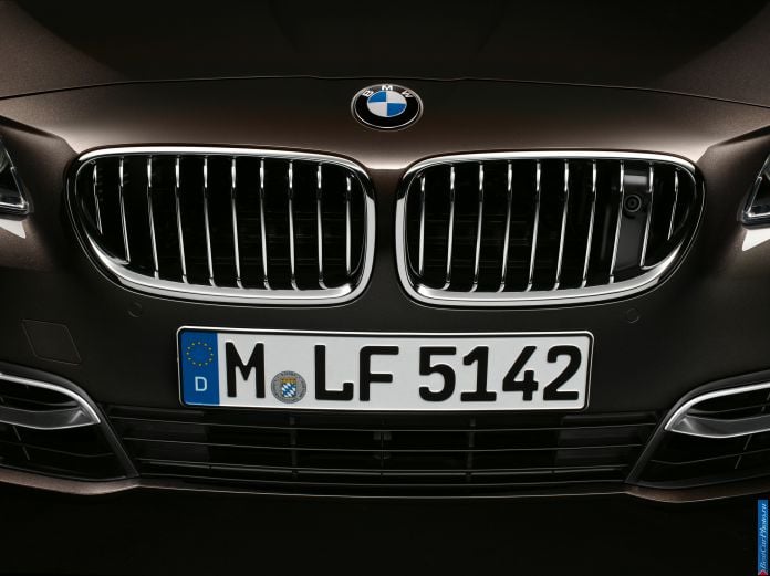 2014 BMW 5-series - фотография 32 из 55