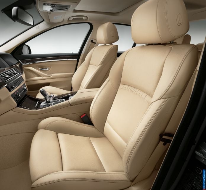 2014 BMW 5-series - фотография 46 из 55