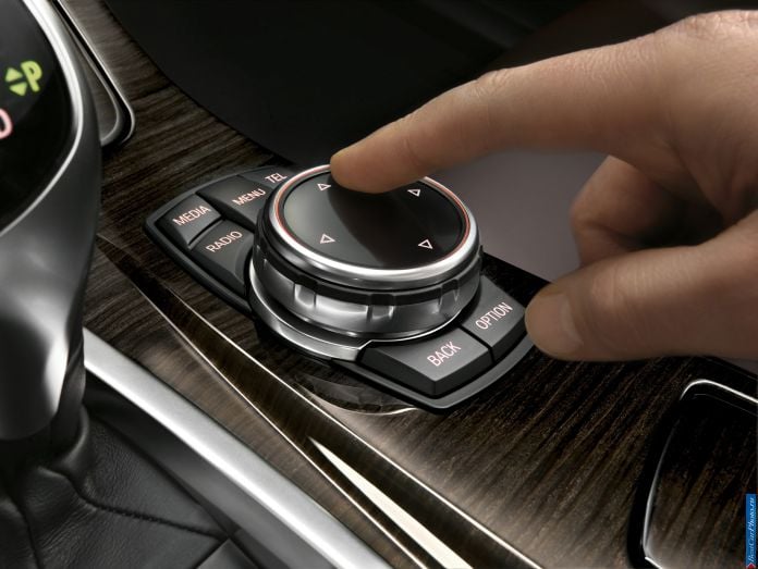 2014 BMW 5-series - фотография 52 из 55 2014 BMW 5-series - фотография 52 из 55
