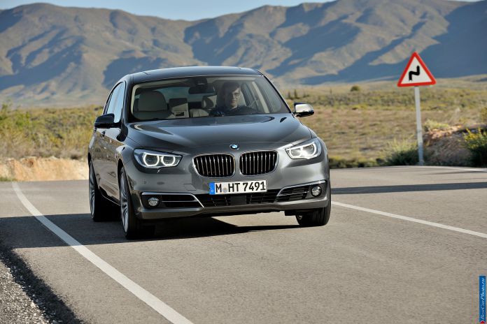 2014 BMW 5-series GranTurismo - фотография 3 из 63