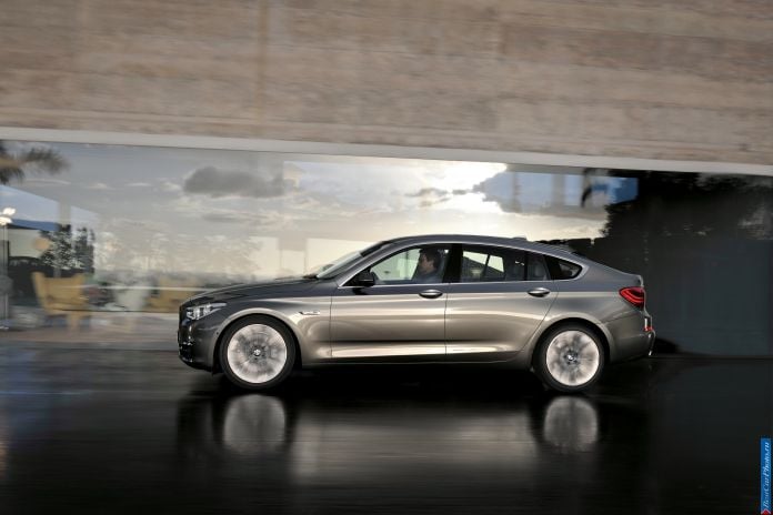 2014 BMW 5-series GranTurismo - фотография 15 из 63 2014 BMW 5-series GranTurismo - фотография 15 из 63