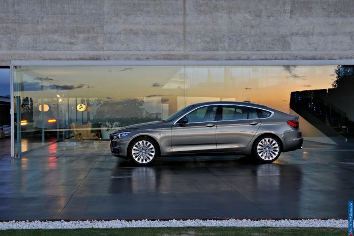2014 BMW 5-series GranTurismo - фотография 16 из 63 2014 BMW 5-series GranTurismo - фотография 16 из 63