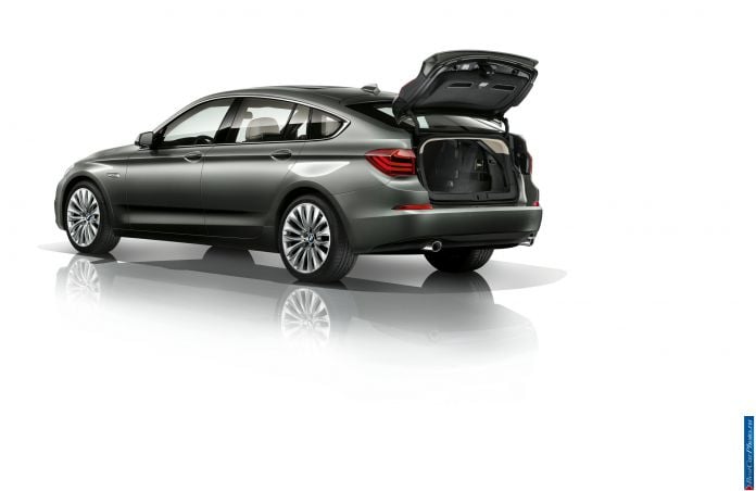 2014 BMW 5-series GranTurismo - фотография 28 из 63 2014 BMW 5-series GranTurismo - фотография 28 из 63