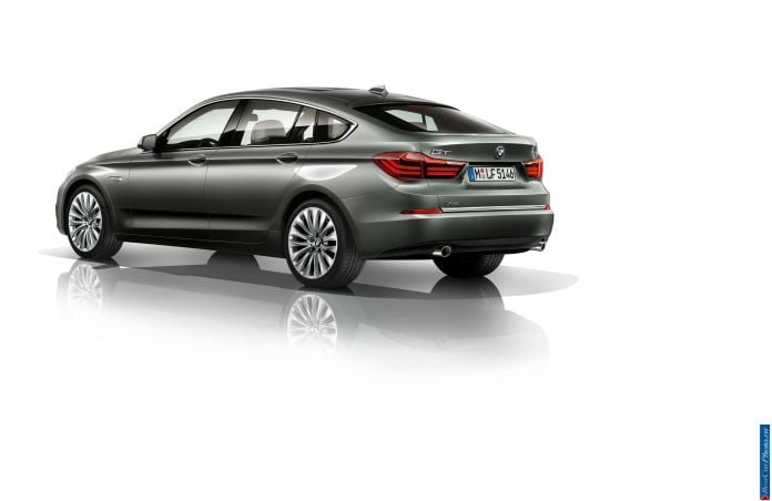 2014 BMW 5-series GranTurismo - фотография 29 из 63