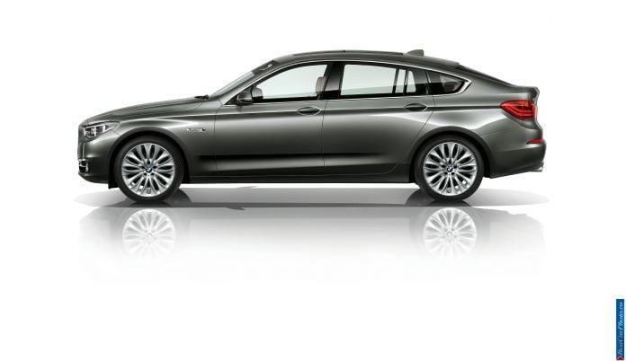 2014 BMW 5-series GranTurismo - фотография 30 из 63