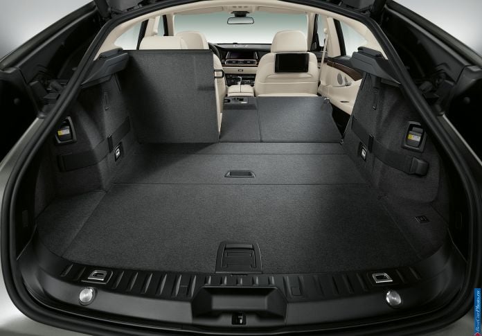 2014 BMW 5-series GranTurismo - фотография 39 из 63 2014 BMW 5-series GranTurismo - фотография 39 из 63