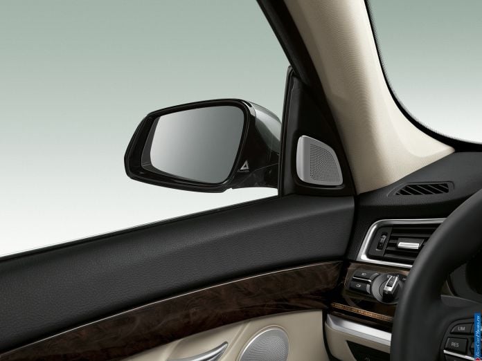 2014 BMW 5-series GranTurismo - фотография 44 из 63 2014 BMW 5-series GranTurismo - фотография 44 из 63