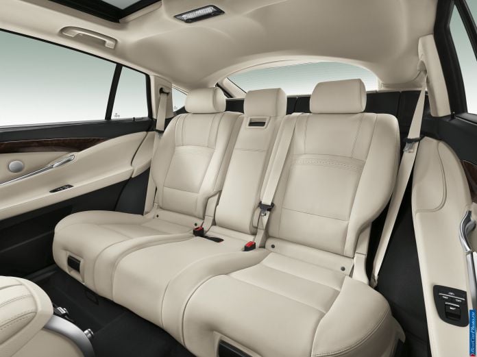 2014 BMW 5-series GranTurismo - фотография 47 из 63 2014 BMW 5-series GranTurismo - фотография 47 из 63
