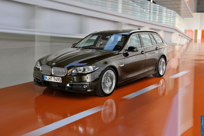 2014 BMW 5-series Touring - фотография 3 из 76