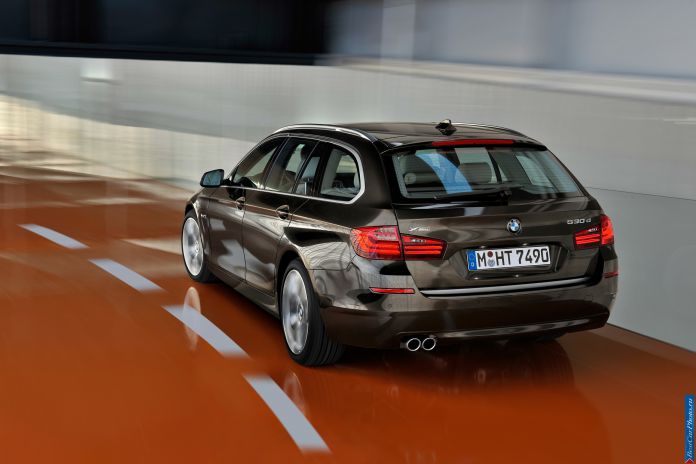 2014 BMW 5-series Touring - фотография 4 из 76