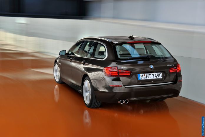 2014 BMW 5-series Touring - фотография 5 из 76