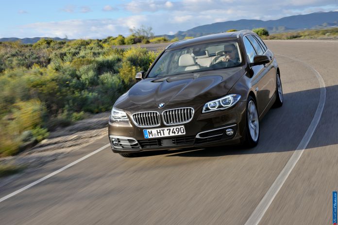 2014 BMW 5-series Touring - фотография 14 из 76