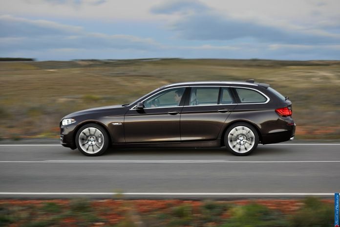 2014 BMW 5-series Touring - фотография 21 из 76