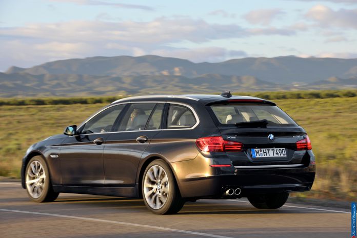2014 BMW 5-series Touring - фотография 25 из 76